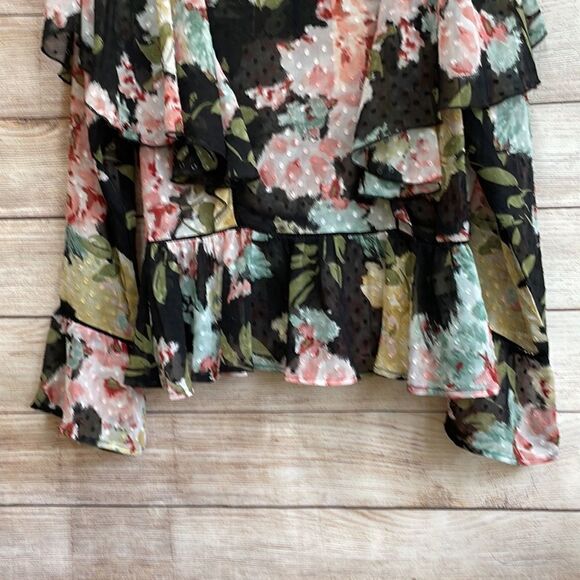 NEW WITH TAGS GIMMICKS SWISS DOT RUFFLE FLORAL TOP IN BLACK - Picture 5 of 11